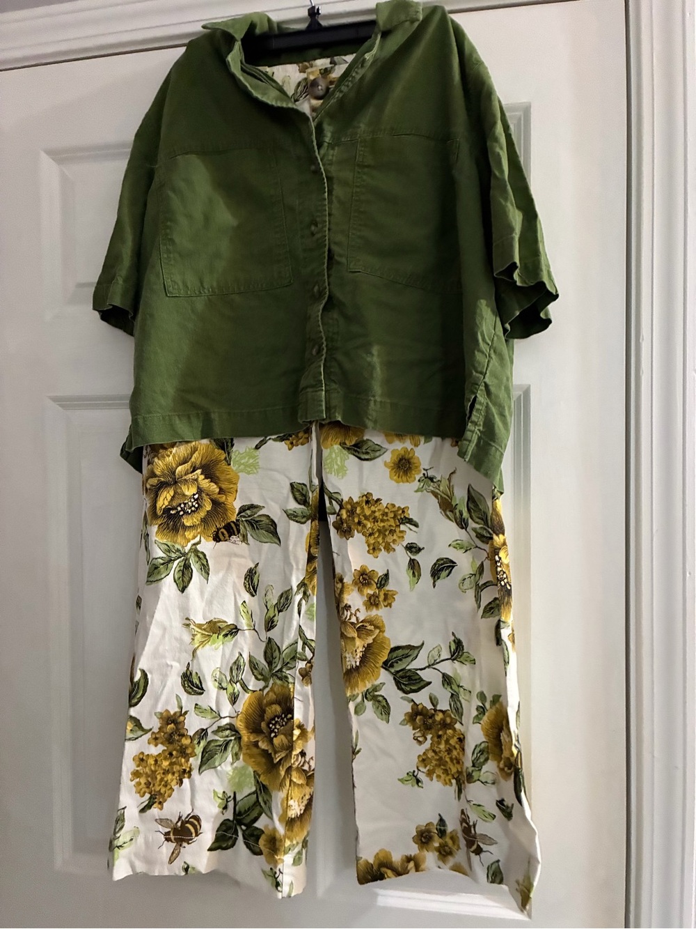 Anthropologie White Wide-Leg Floral Pants Paired with Universal Threads Jacket